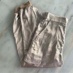 NWT Ellison Satin Joggers size M